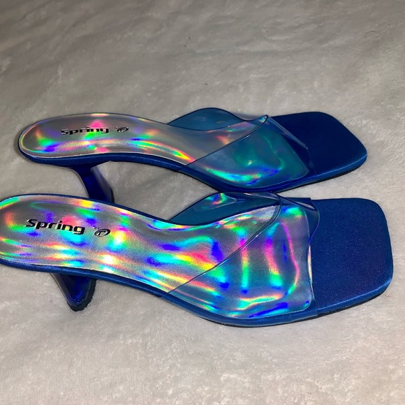 *SOLD* 90’s Open Toe Clear Blue Acrylic Heeled Mules - Picture 7 of 7